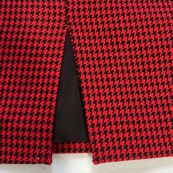 Express women’s red and black houndstooth skirt size 4 - Picture 2 of 9